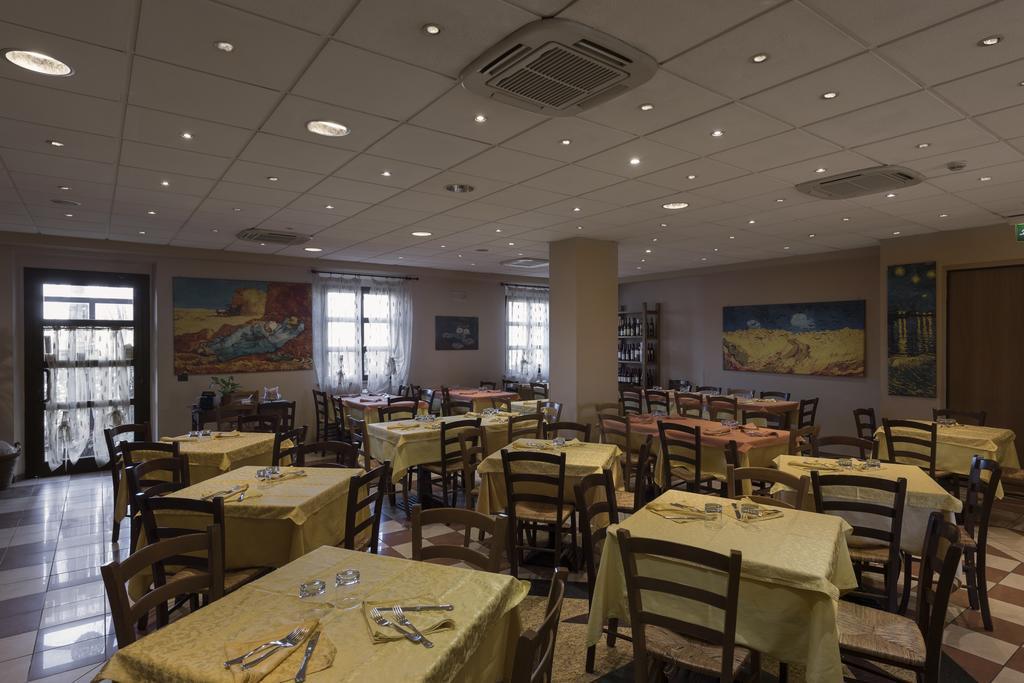 Hotel Fondovalle Città della Pieve Exteriör bild